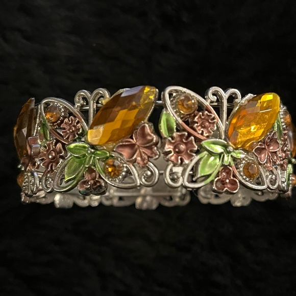 Lovely Colorful Butterfly Open Bracelet - Picture 3 of 16